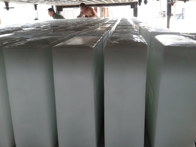 大型直接制冰式塊冰機（30噸/24小時）