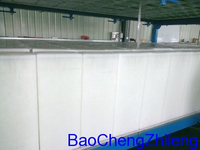 大型直接制冰式塊冰機（30噸/24小時）