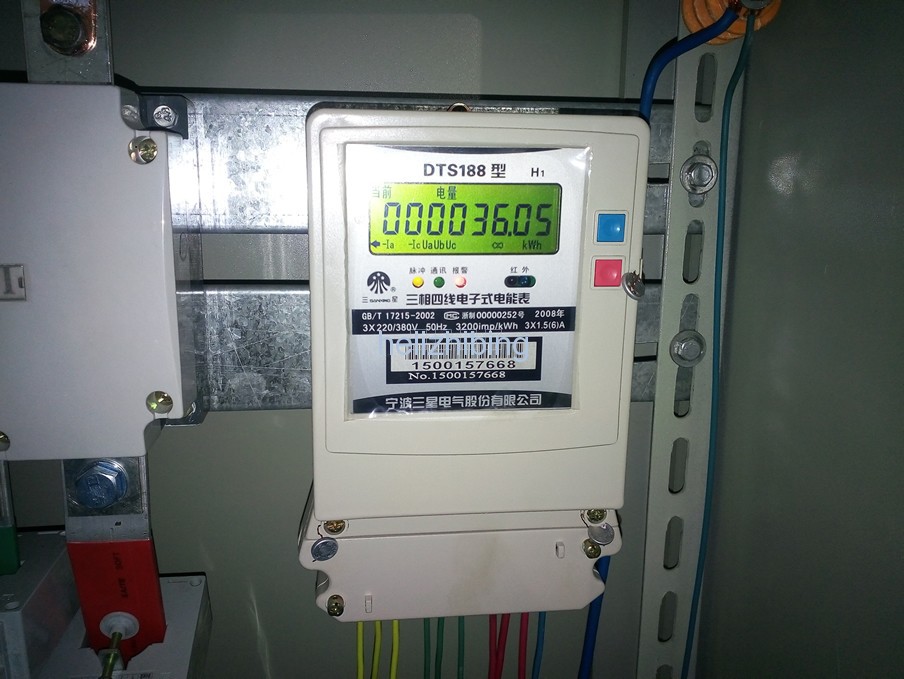 日產(chǎn)百?lài)嵈笮椭票鶑S設(shè)計(jì)